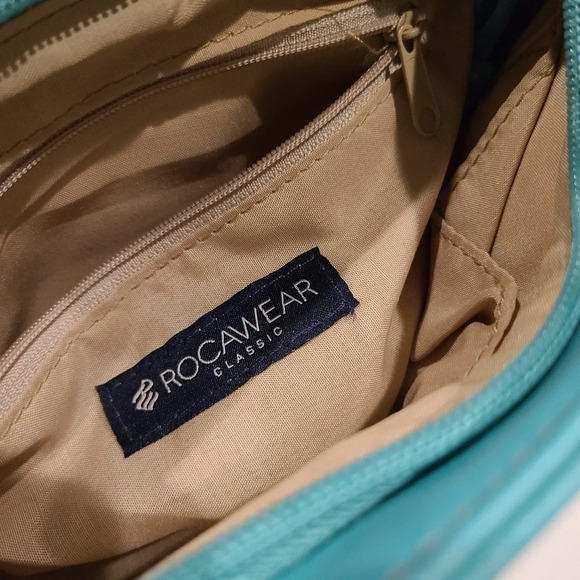 Rocawear classic crossbody bag 11×10×2 in. - Picture 7 of 9